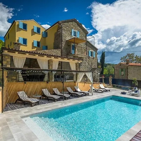 Casa Jovanin *