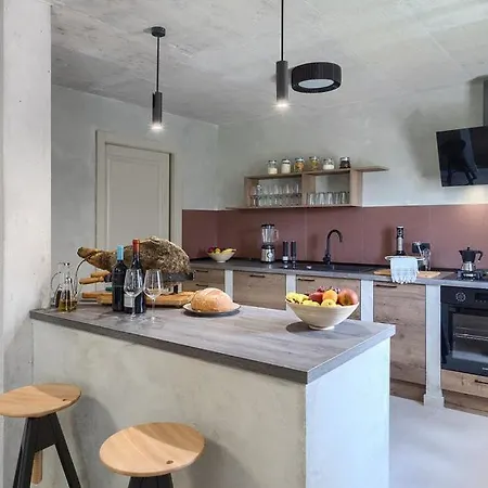 וילה Casa Jovanin *