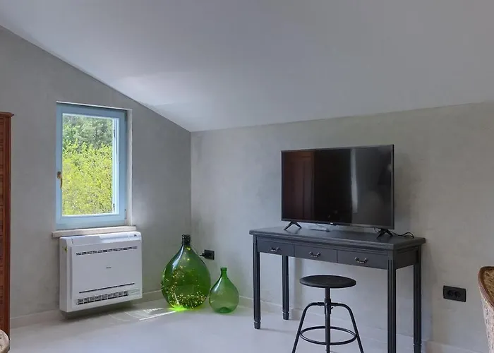 Casa Jovanin וילה ליבאדה